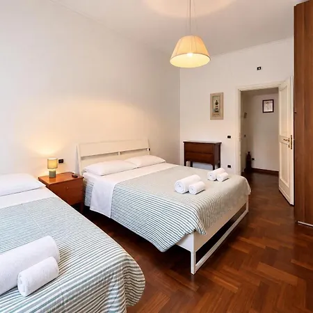 Spacious For 5 - San Pietro Station Apartamento