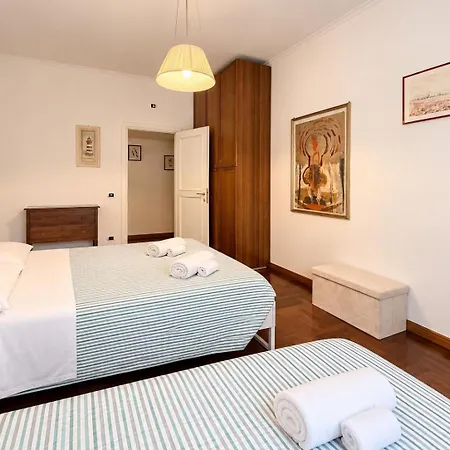 Apartamento Spacious For 5 - San Pietro Station Roma