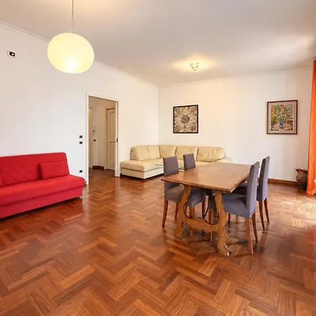 Spacious For 5 - San Pietro Station Apartamento Roma